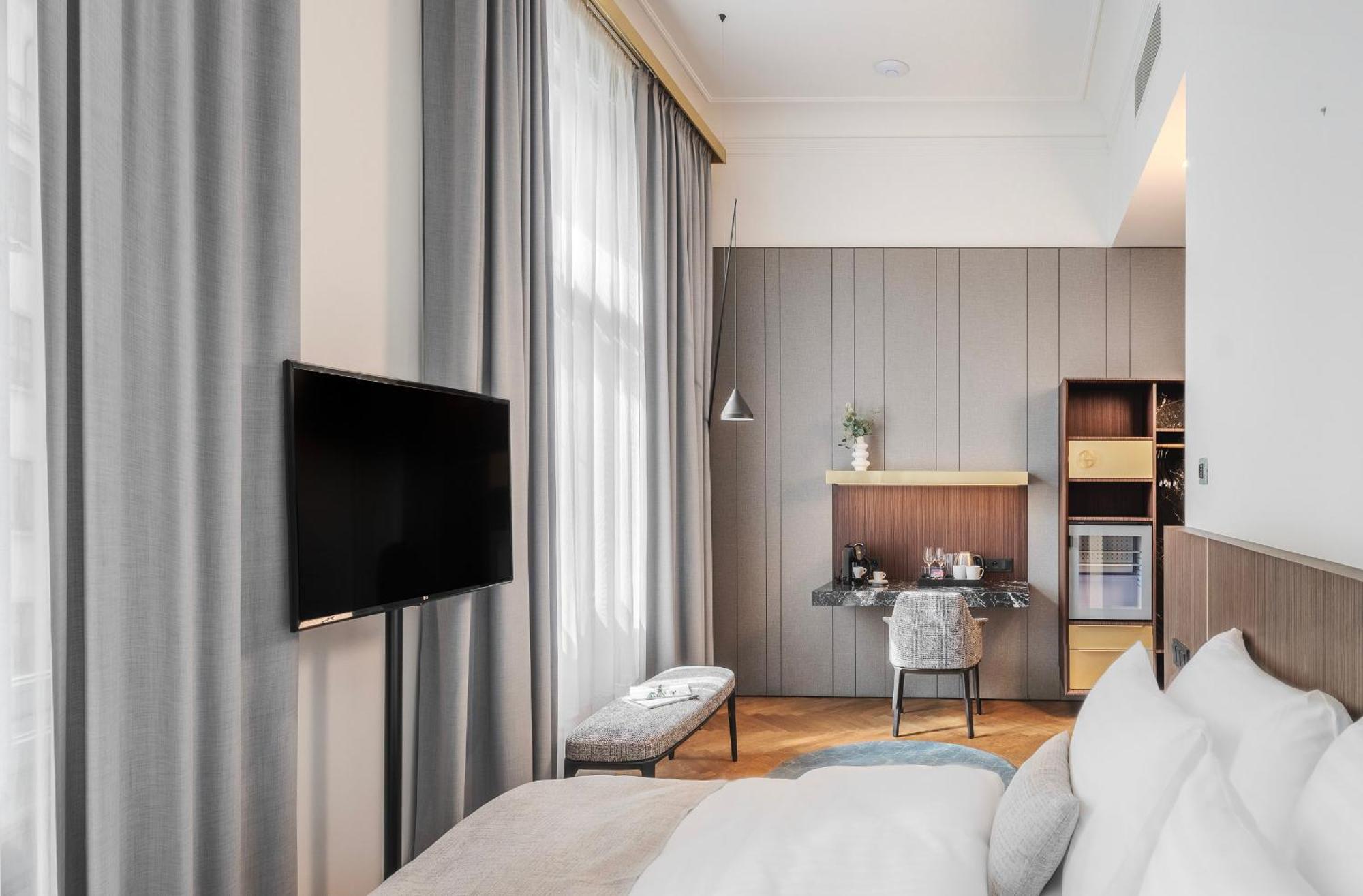 Aparthotel Mottl House By Adrez 4*
